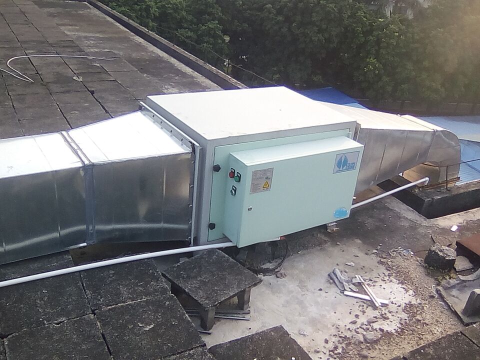 油水分离器